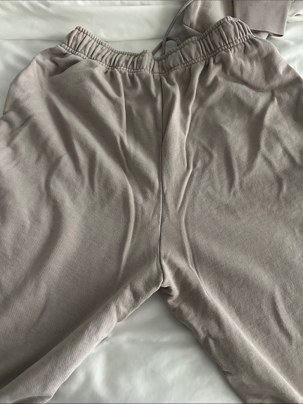 ALO Yoga Taupe Cozy Sweatshirt & Jogger Swetpant Set- Size - Picture 10 of 12